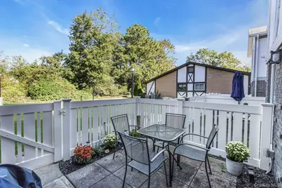 634 W End Drive, Medford, NY 11763 - Photo 6