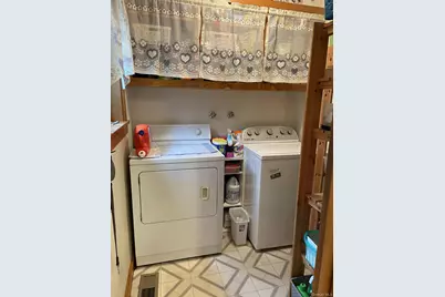 501 Wading River Road, Manorville, NY 11949 - Photo 10