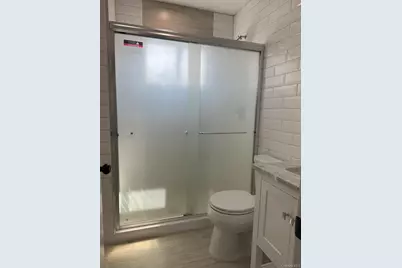 39 Fairfield Avenue #2nd Fl, Mineola, NY 11501 - Photo 12