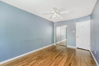 244 Woehrle Avenue, New York, NY 10312 - Photo 28