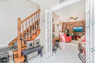 244 Woehrle Ave, New York, NY 10312 - Photo 4