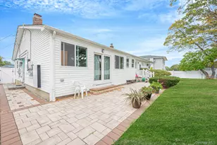 21 Francisco Ave, Central Islip, NY 11722 - Photo 34