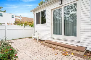 21 Francisco Ave, Central Islip, NY 11722 - Photo 36