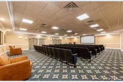 272 Spring Drive, East Meadow, NY 11554 - Photo 16