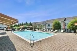 272 Spring Dr, East Meadow, NY 11554 - Photo 20