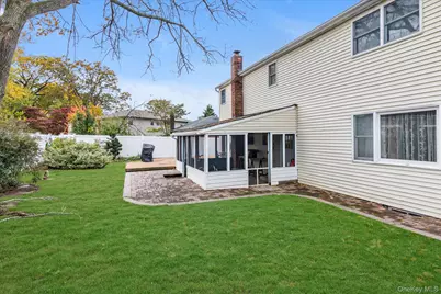 231 Dogwood Avenue, West Hempstead, NY 11552 - Photo 28