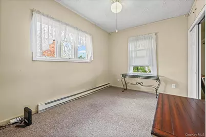 870 Guy Lombardo Avenue, Freeport, NY 11520 - Photo 16