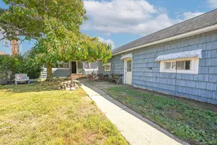 870 Guy Lombardo Ave, Freeport, NY 11520 - Photo 6