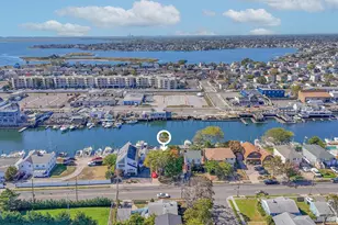 870 Guy Lombardo Ave, Freeport, NY 11520 - Photo 20