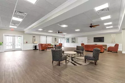 331 Spring Drive, East Meadow, NY 11554 - Photo 20