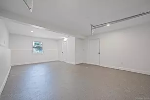 31 Harrison Dr, Shirley, NY 11967 - Photo 34