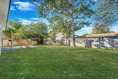 31 Harrison Drive, Shirley, NY 11967 - Photo 40