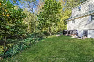 22 5th Ave, Smithtown, NY 11787 - Photo 10