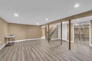 600 Plainview Rd, Plainview, NY 11803 - Photo 34