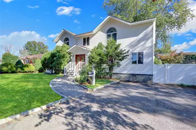 600 Plainview Road, Plainview, NY 11803 - Photo 4