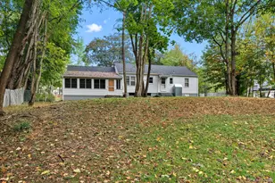 8 Walker Rd, Poughkeepsie, NY 12603 - Photo 34