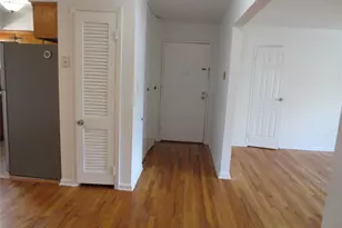 4 Oxford Ct, Suffern, NY 10901 - Photo 2