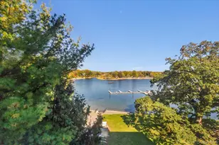 490 Bleeker Ave, Mamaroneck, NY 10543 - Photo 22