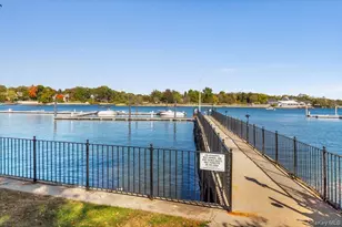 490 Bleeker Ave, Mamaroneck, NY 10543 - Photo 8