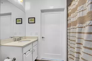 233 Marina Pointe Dr, East Rockaway, NY 11518 - Photo 24