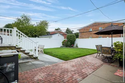 3199 Ilene Lane, Levittown, NY 11756 - Photo 16