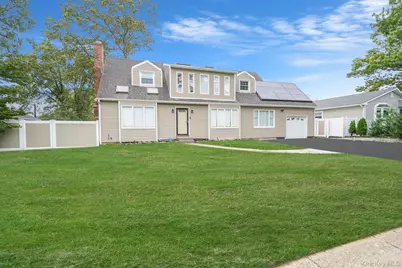 38 Hurtin Street, Port Jefferson Station, NY 11776 - Photo 2