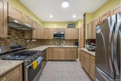 84-05 102nd Street, Richmond Hill, NY 11418 - Photo 8