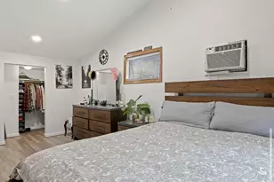 2287 7th St, East Meadow, NY 11554 - Photo 6