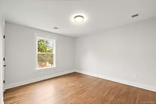 9 Stadium Rd, White Plains, NY 10607 - Photo 16