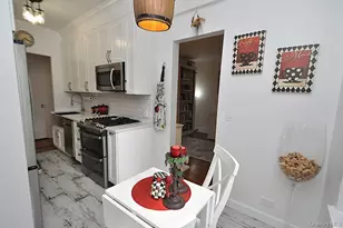 143 Garth Rd, Scarsdale, NY 10583 - Photo 20