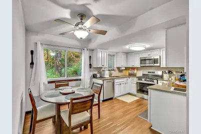 9 Cherry Court, Highland Mills, NY 10930 - Photo 6