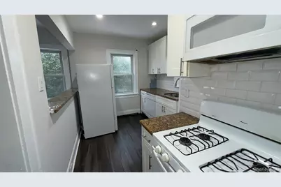 2366 Parkview #2, Baldwin, NY 11510 - Photo 4