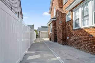 104-40 194th St, Saint Albans, NY 11412 - Photo 16