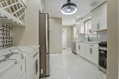 104-40 194th Street, Saint Albans, NY 11412 - Photo 6