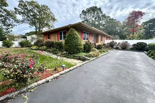 36 Sands Ln, Brookhaven, NY 11719 - Photo 28
