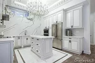 69-36 Dartmouth St, Forest Hills, NY 11375 - Photo 20