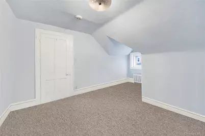 242 E 237th Street, Bronx, NY 10470 - Photo 22