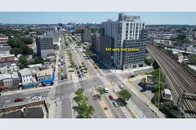 68-12 Queens Boulevard, Woodside, NY 11377 - Photo 14