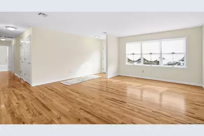 46 Bryn Mawr Place, Yonkers, NY 10701 - Photo 8