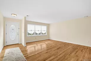 46 Bryn Mawr Pl, Yonkers, NY 10701 - Photo 6