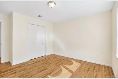 46 Bryn Mawr Place, Yonkers, NY 10701 - Photo 14
