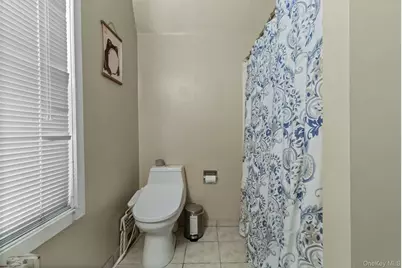 108 Van Guilder Avenue, New Rochelle, NY 10801 - Photo 14