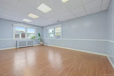 108 Van Guilder Avenue, New Rochelle, NY 10801 - Photo 6