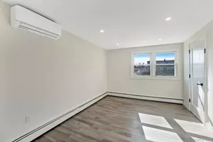 23 Chase Ln, Levittown, NY 11756 - Photo 20