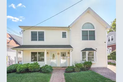 30B Edgewood Road, Port Washington, NY 11050 - Photo 2