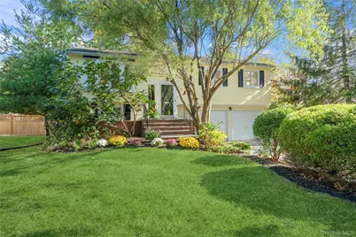 17 Lanier Lane, Bay Shore, NY 11706 - Photo 1