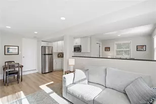 17 Lanier Ln, Bay Shore, NY 11706 - Photo 34