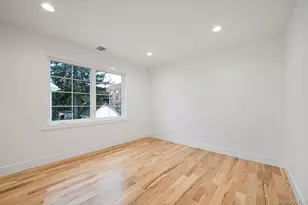 27 Elizabeth Ct, Hempstead, NY 11550 - Photo 18