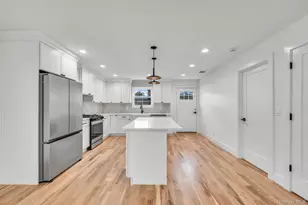 27 Elizabeth Ct, Hempstead, NY 11550 - Photo 12