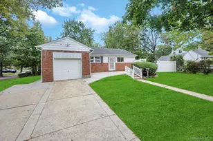 51 Stevenson Rd, Hewlett, NY 11557 - Photo 2